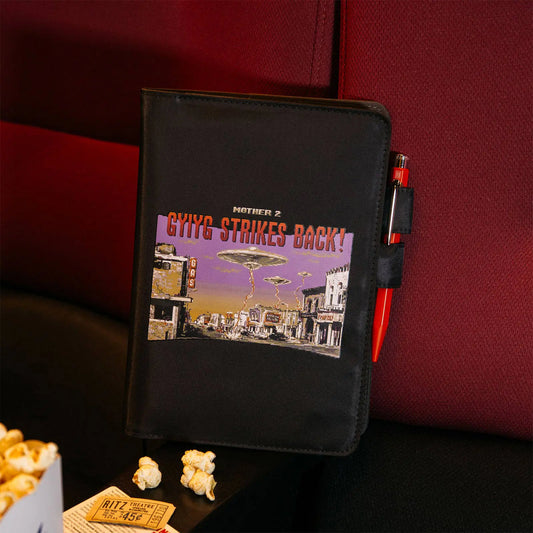 Cubierta para agenda MOTHER — Strikes Back! — A5 Cousin Size — foto 1