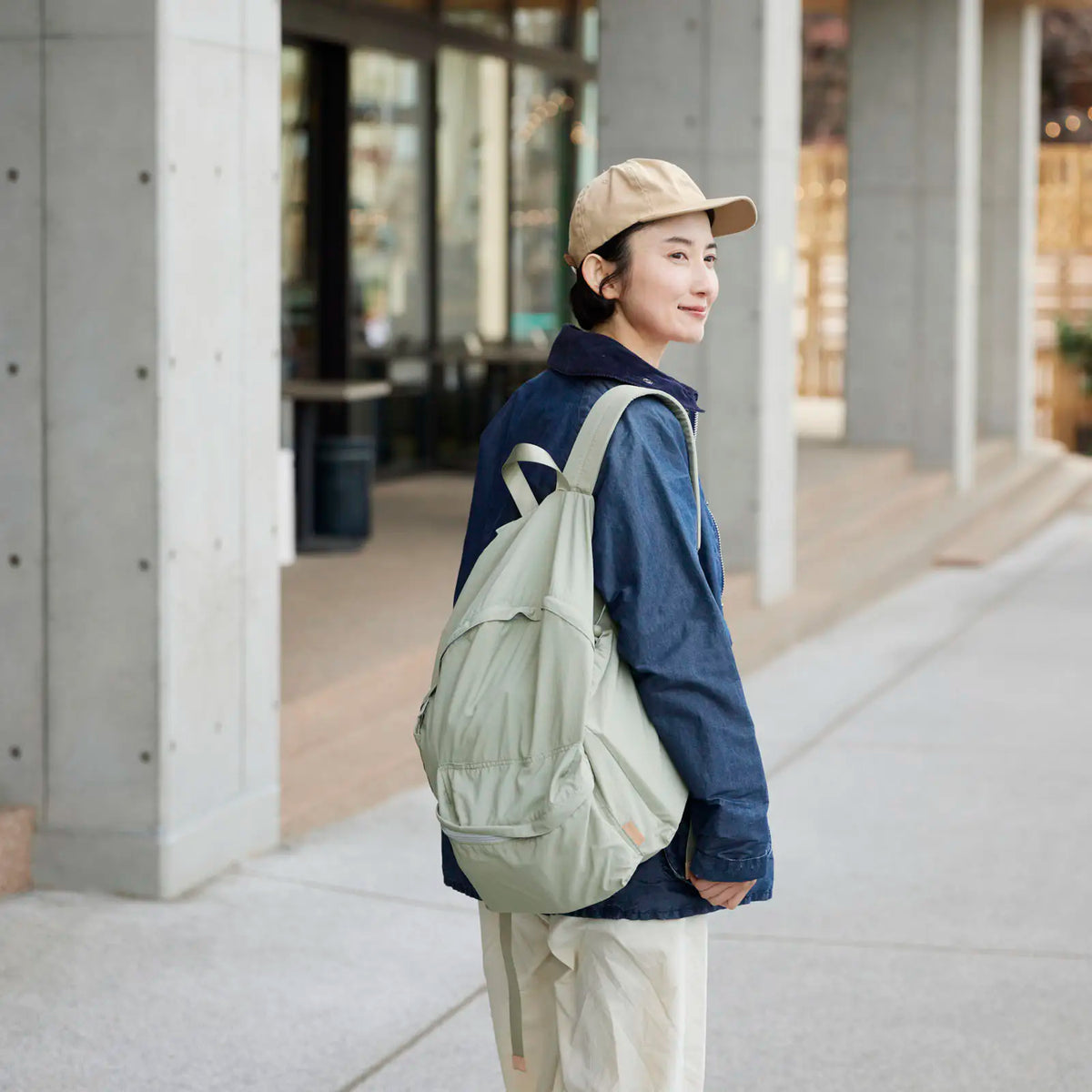 Organizador Olive Beige — Mochila plegable — foto 1