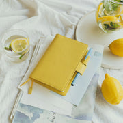 Cubierta para agenda Leather — Brilliant Yellow — A6 Original Size — foto 1