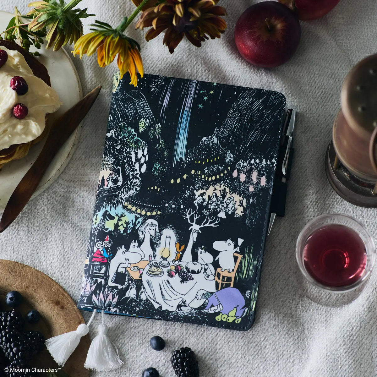 Cubierta para agenda Moomin — Night of the Big Party — A5 Cousin Size — foto 1