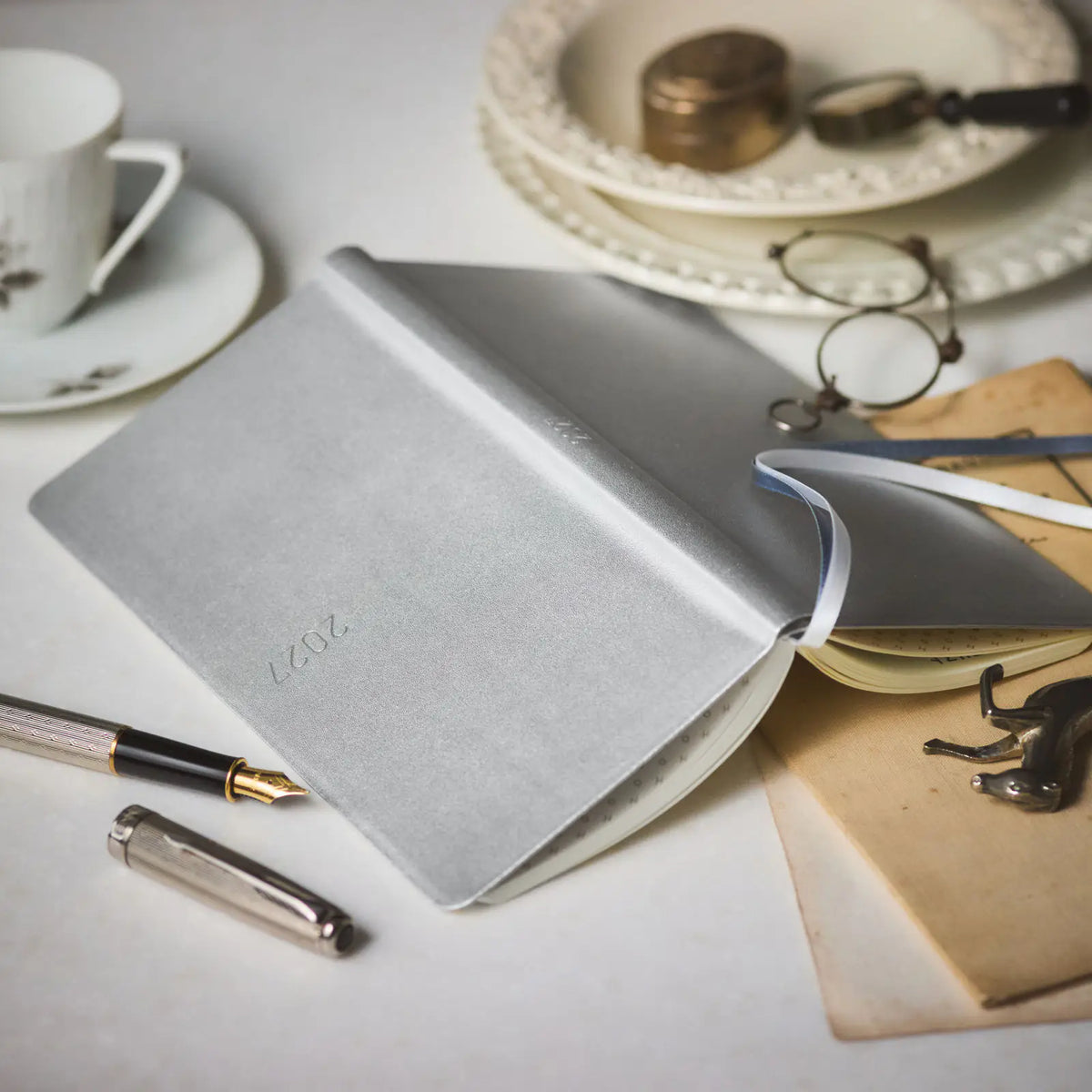 Agenda Leather Noble Silver Weeks — foto 2