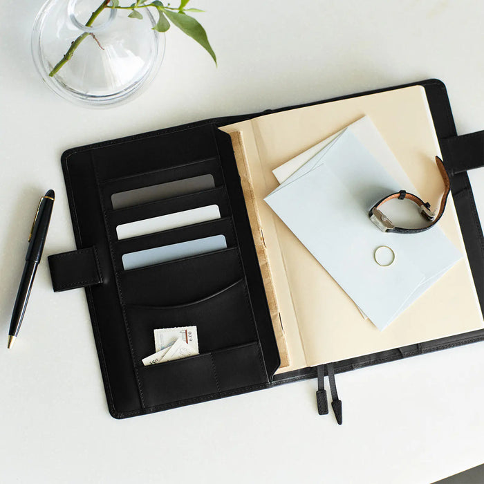 Cubierta para agenda Leather — TS Basic - Black — A5 Cousin Size — foto 2