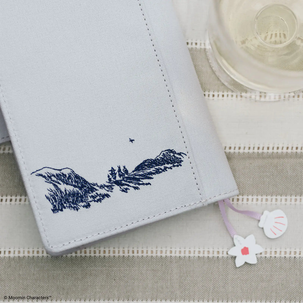 Cubierta para agenda Moomin — My Yard (Pale Mint) — foto 3