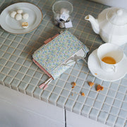 Cubierta para agenda Liberty Fabrics — Sasha Kiora — A6 Original Size — foto 3