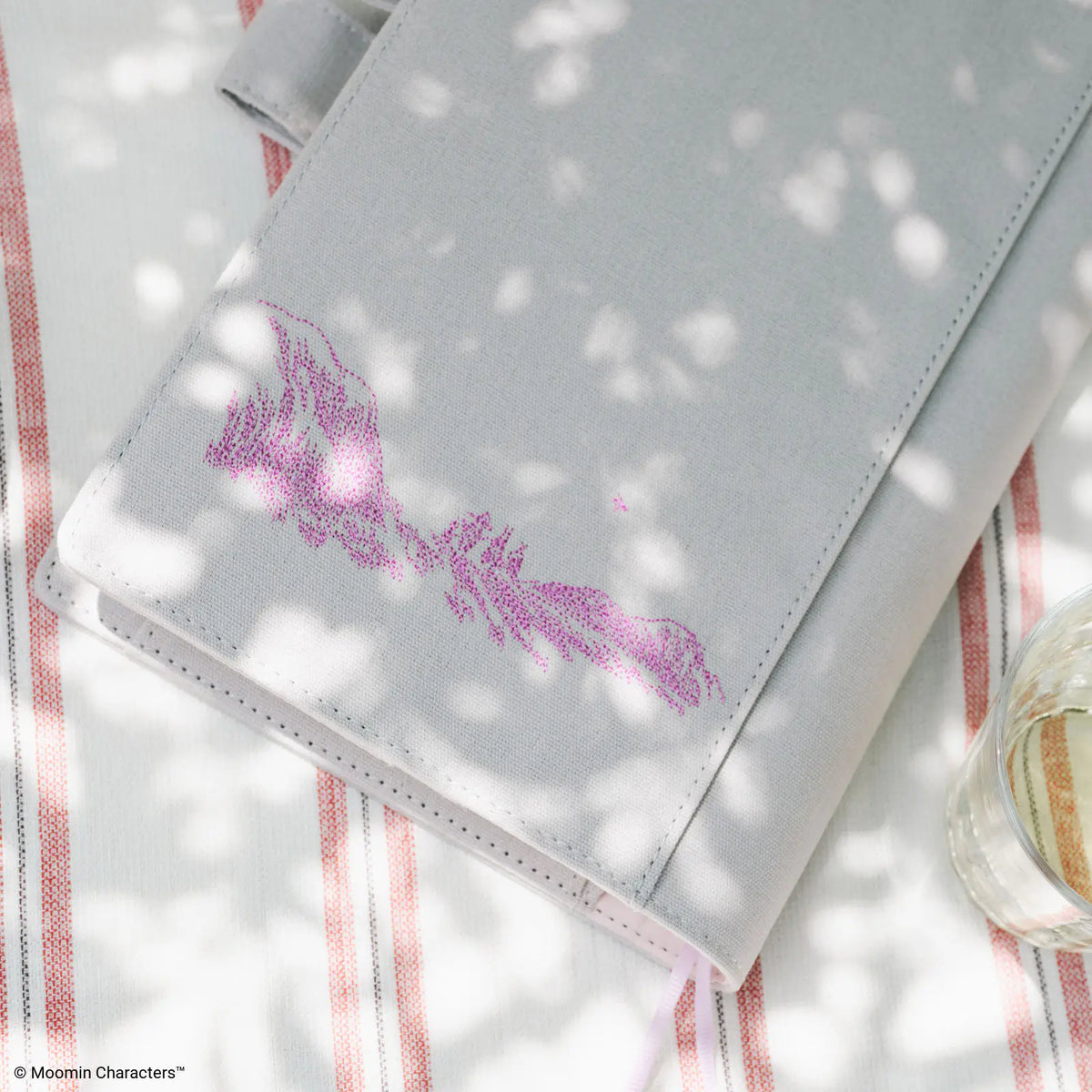 Cubierta para agenda Moomin — My Yard (Pink Gray) — Tamaño A5 Cousin — foto 3