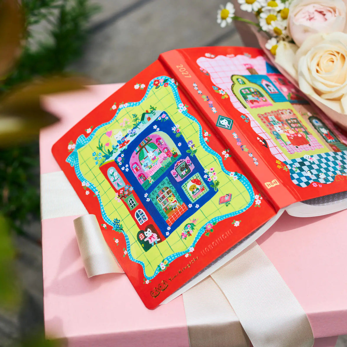 Agenda Yumi Kitagishi — White Cat and Rabbit’s Tea Room — HON — foto 4
