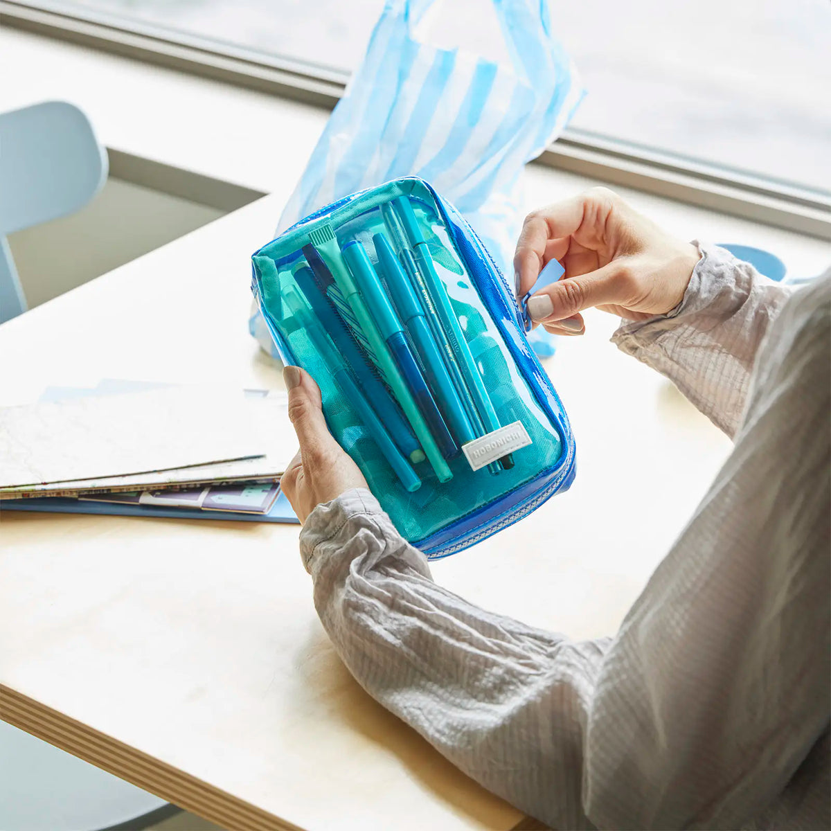 Organizador Clear Mixed Blue — Bolsa de cajón pequeña — foto 4