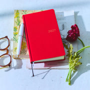 Agenda Colors — Poppy Red — Weeks Mega Hardcover Book — foto 4