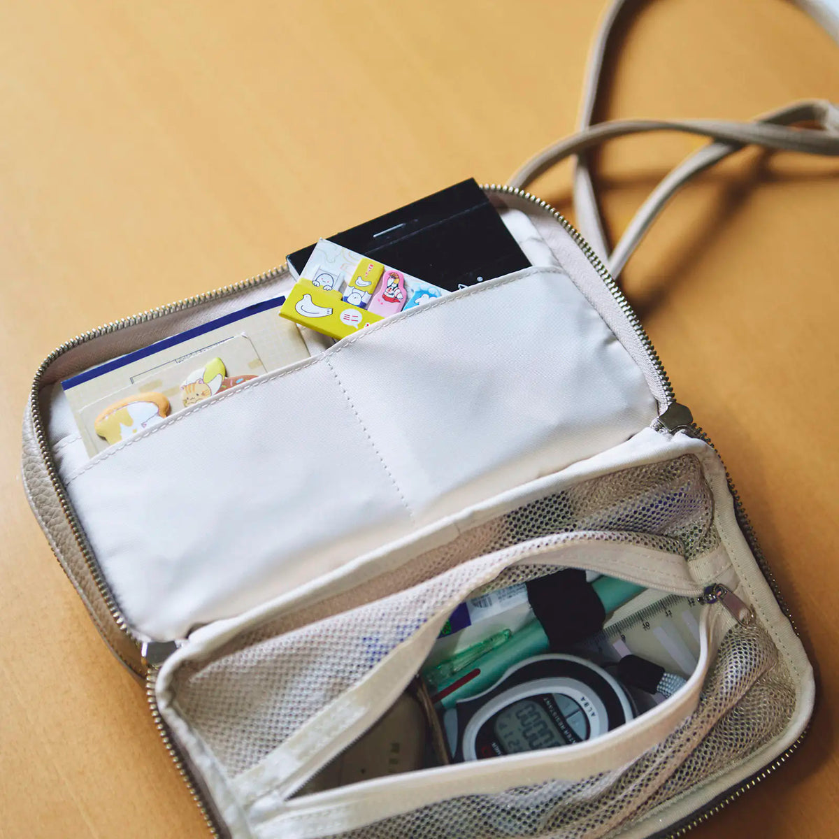 Bolsa Organizadora Just Enjoy Pouch de Fumika Hideshima — foto 8