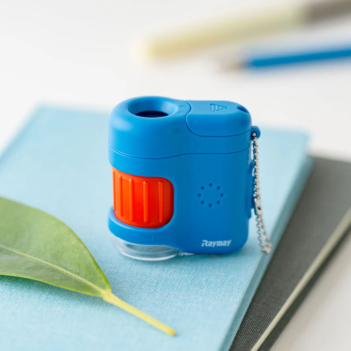 Microscopio portátil Raymay Fujii — Handy Petit Microscope (Azul) — foto 1