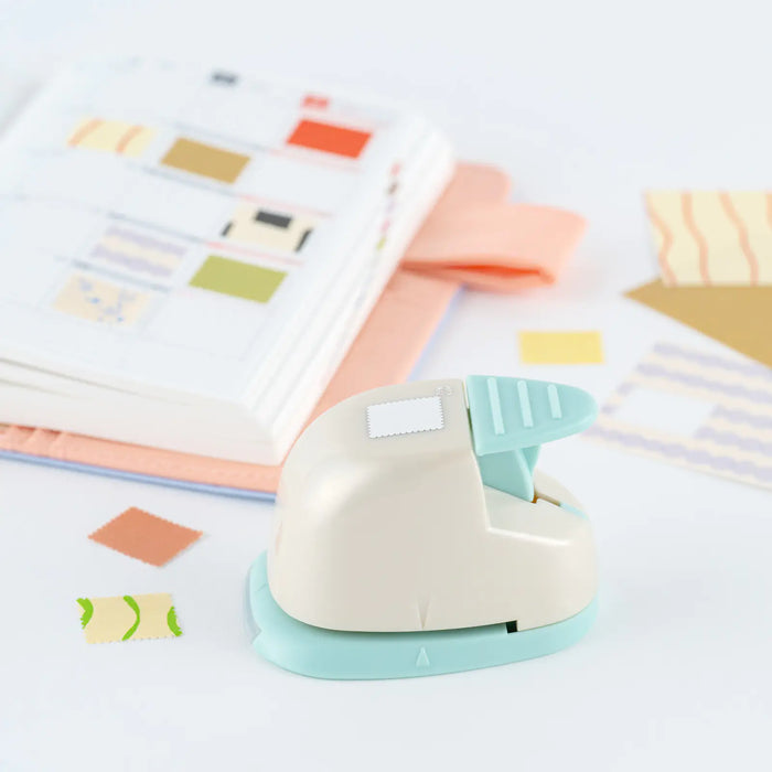 Papelería y accesorios Kuretake — KurePunch (Sello de Correo) — foto 1