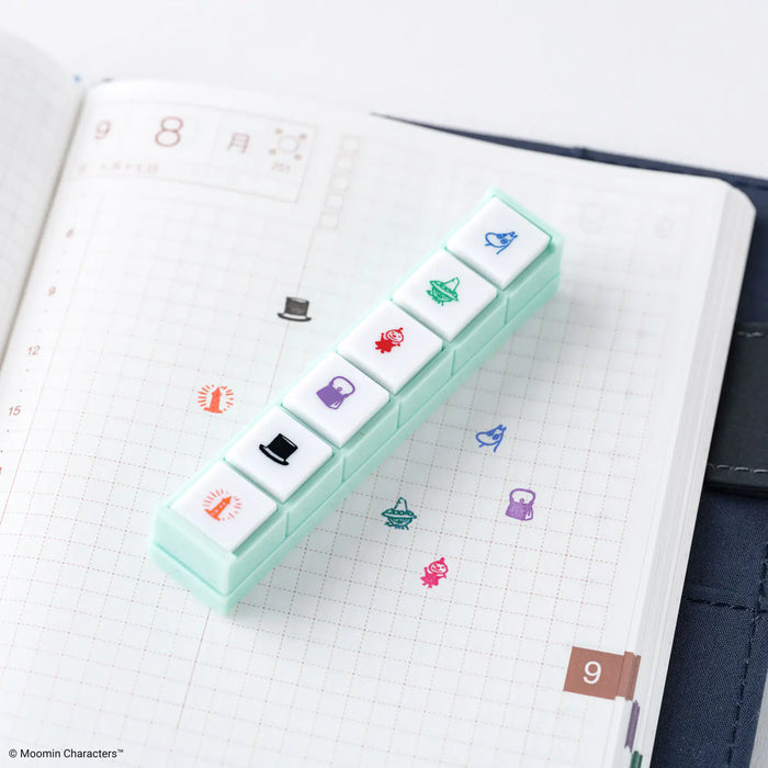 Papelería y accesorios Moomin — Pochitto6 Push-Button Stamp (Moomin) — Kodomo no Kao x Hobonichi — foto 1
