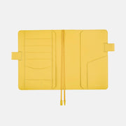 Cubierta para agenda Leather — Brilliant Yellow — A5 Cousin Size — foto 6